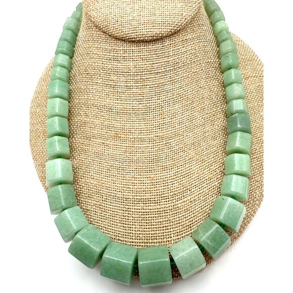 Natural Green Aventurine Necklace Vintage Chunky Hexagon Beads Hand Knotted - Picture 9 of 9